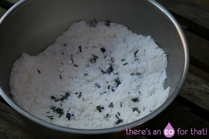 How to make fizzy bath bombs.